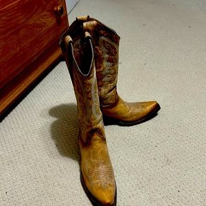 Leather Cowgirl Boots